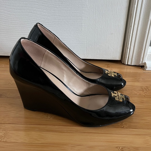 Tory Burch Jade 85mm peep toe wedge - Picture 5 of 9